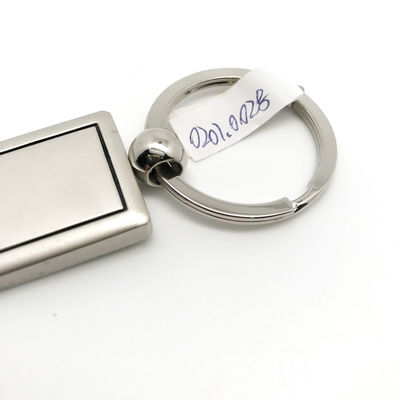 Silver Keychains yang dipersonalisasi dengan jumlah pesanan minimum 500