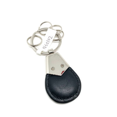 Keychain Kulit tahan lama dengan pilihan warna yang tersedia untuk desain pemegang kunci