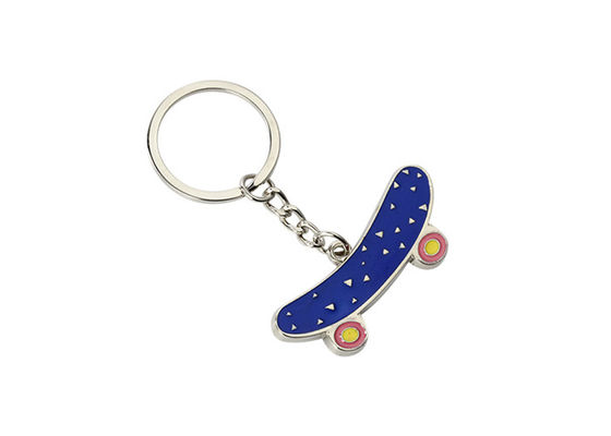 Harga bagus Zinc Alloy Cute Metal Keychain 3.5mm Besi Skateboard Gantungan kunci Hadiah Souvenir on line